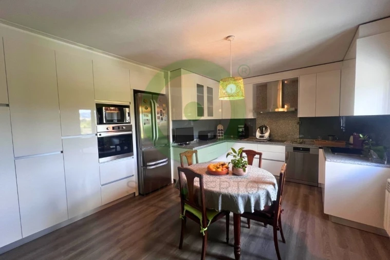 Moradia T4 para Venda em Madalena e Samaiões Foto 11