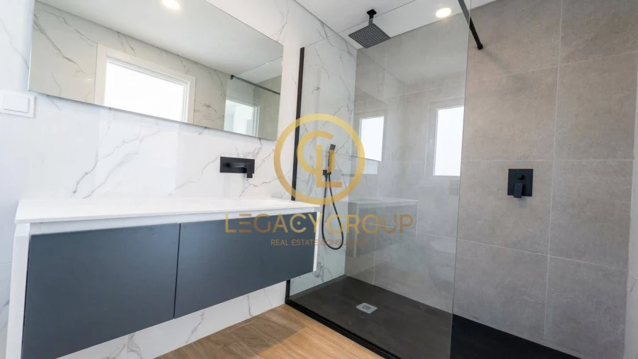 Apartamento T4 para Venda em Almancil Foto 12