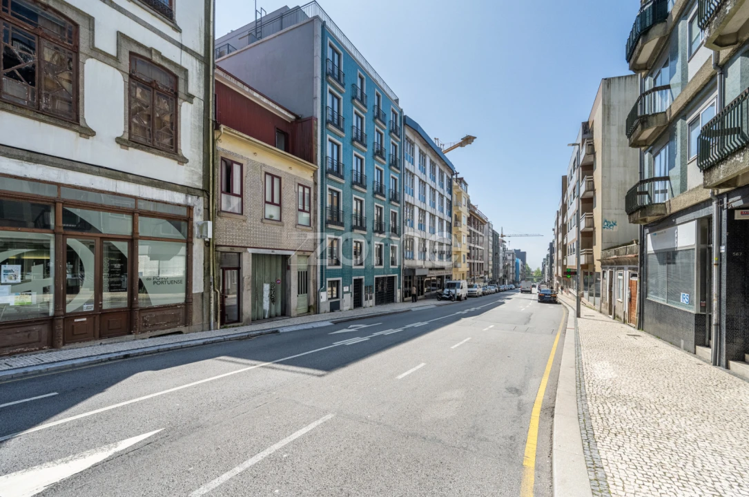 Apartamento T1 para Venda em Cedofeita, Santo Ildefonso, Sé, Miragaia, São Nicolau e Vitória Foto 24