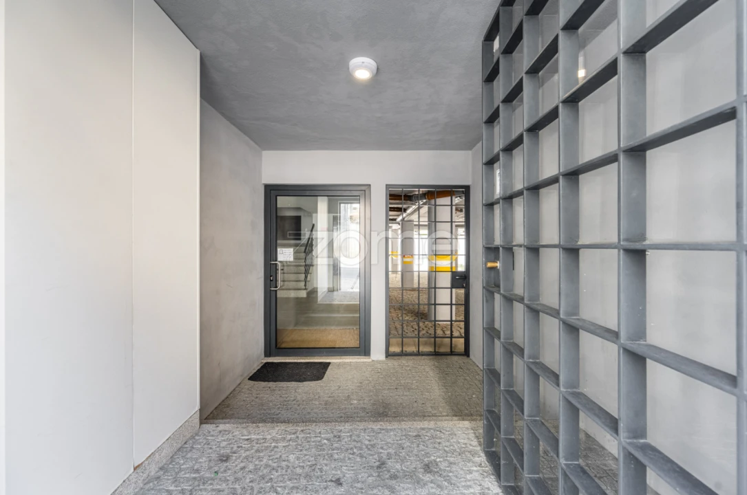 Apartamento T1 para Venda em Cedofeita, Santo Ildefonso, Sé, Miragaia, São Nicolau e Vitória Foto 27