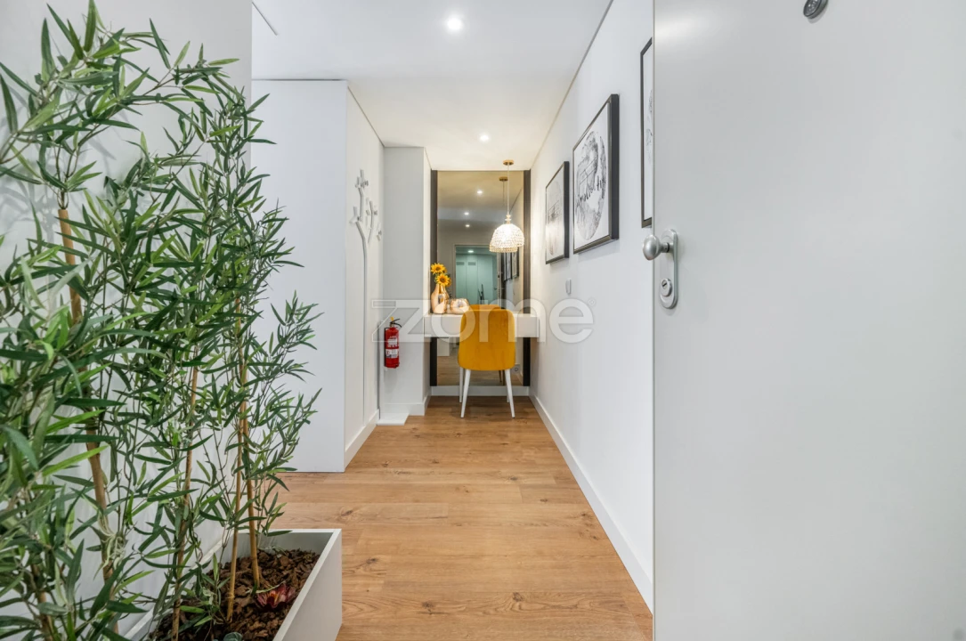 Apartamento T1 para Venda em Cedofeita, Santo Ildefonso, Sé, Miragaia, São Nicolau e Vitória Foto 3