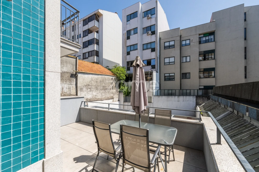 Apartamento T1 para Venda em Cedofeita, Santo Ildefonso, Sé, Miragaia, São Nicolau e Vitória Foto 17