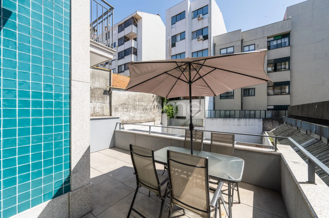 Apartamento T1 para Venda em Cedofeita, Santo Ildefonso, Sé, Miragaia, São Nicolau e Vitória Foto 15