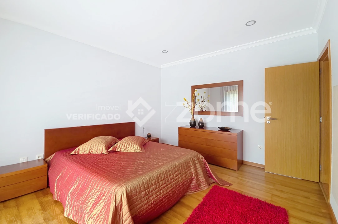 Moradia T3 para Venda em Lavos Foto 36