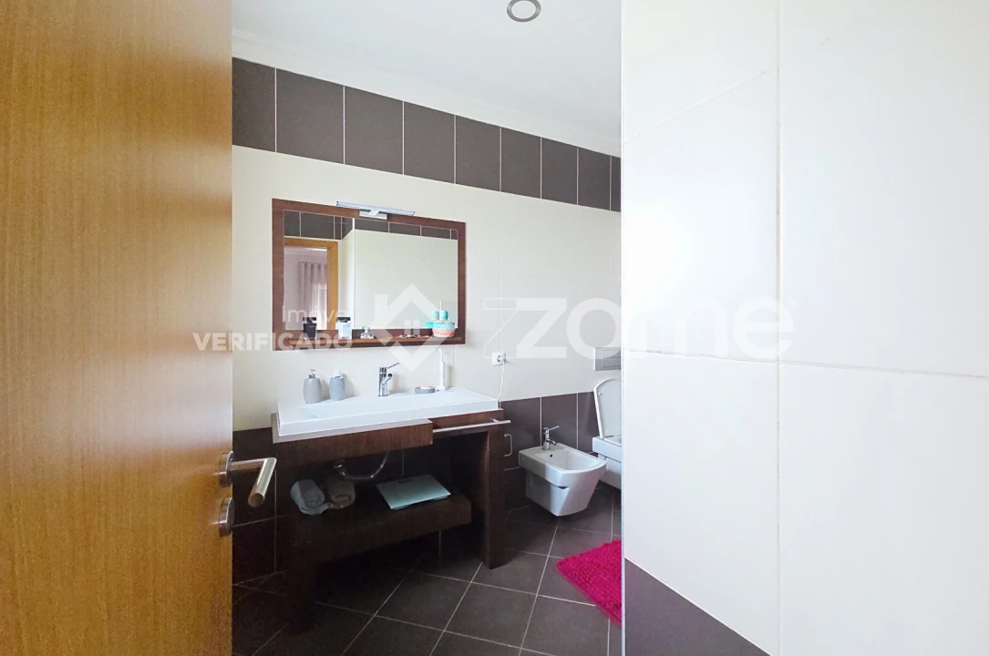 Moradia T3 para Venda em Lavos Foto 32