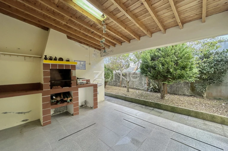 Moradia T6 para Venda em Ponta Delgada (São Sebastião) Foto 25