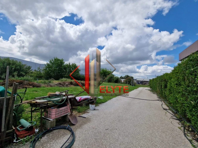 Moradia T6 para Venda em Samora Correia