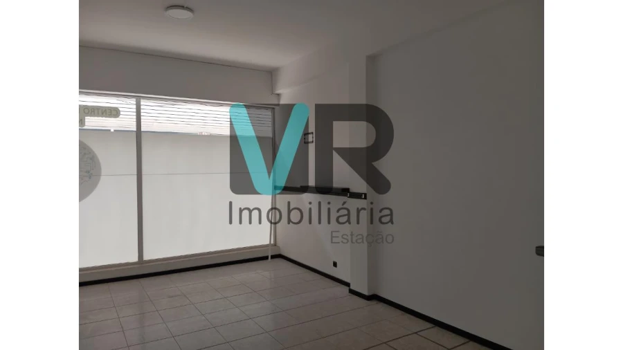 Negócio para Arrendamento em Braga (Maximinos, Sé e Cividade) Foto 8