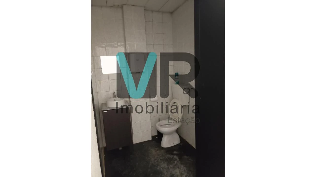 Negócio para Arrendamento em Braga (Maximinos, Sé e Cividade) Foto 6