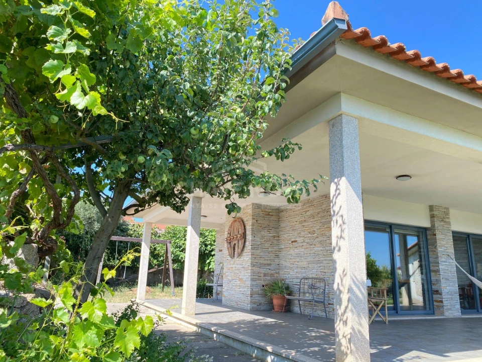 Moradia T4 para Venda em Vilarandelo Foto 23