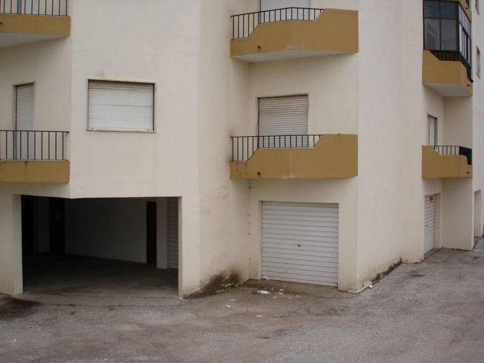 Armazém para Venda em Abrantes (São Vicente e São João) e Alferrarede Foto 1