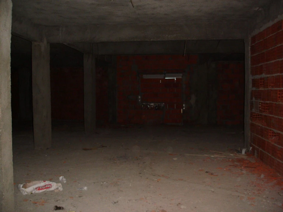 Armazém para Venda em Abrantes (São Vicente e São João) e Alferrarede Foto 6