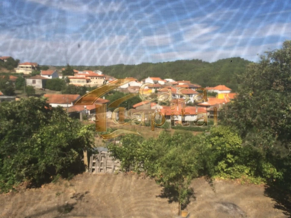 Quinta T4 para Venda em Valtorno e Mourão Foto 5