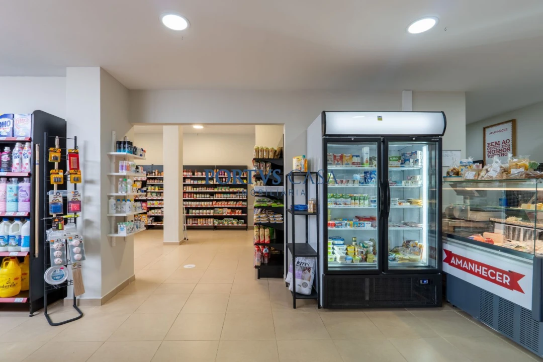 Loja para Trespasse em Matosinhos e Leça da Palmeira Foto 1