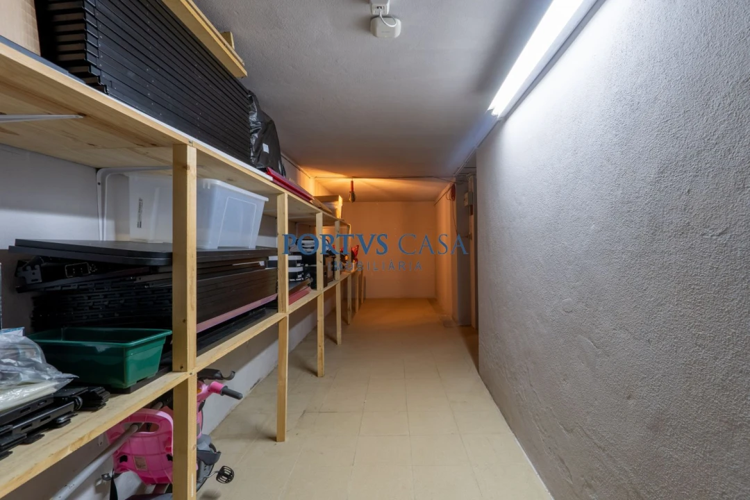 Loja para Trespasse em Matosinhos e Leça da Palmeira Foto 21