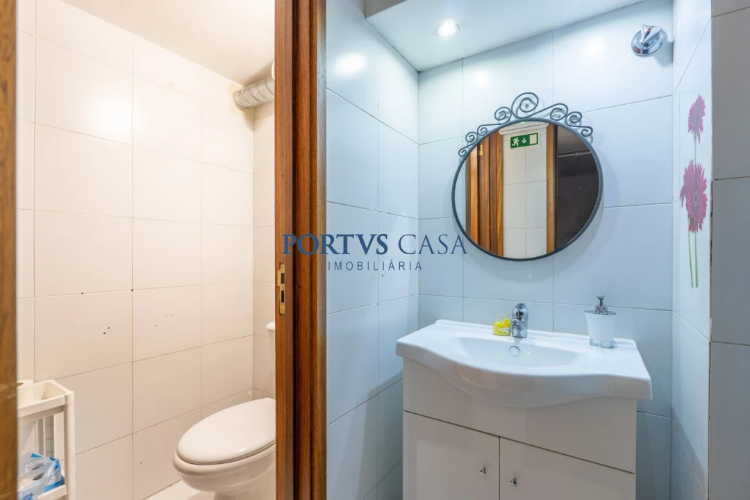 Loja para Trespasse em Matosinhos e Leça da Palmeira Foto 18