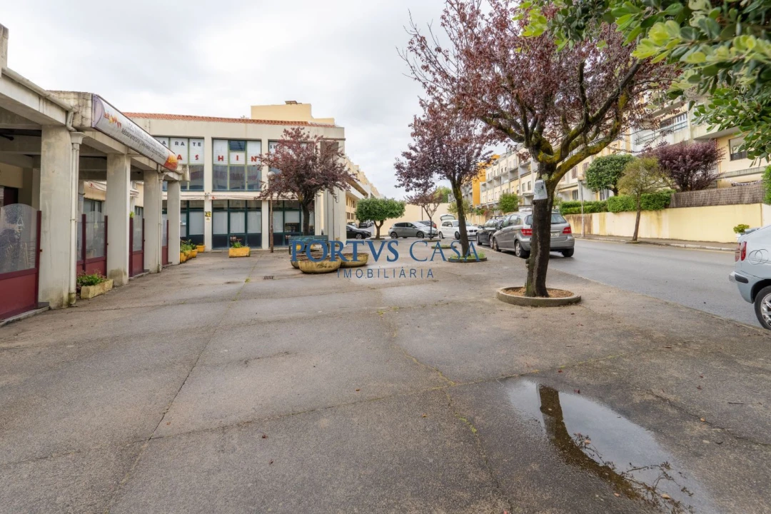 Loja para Trespasse em Matosinhos e Leça da Palmeira Foto 34