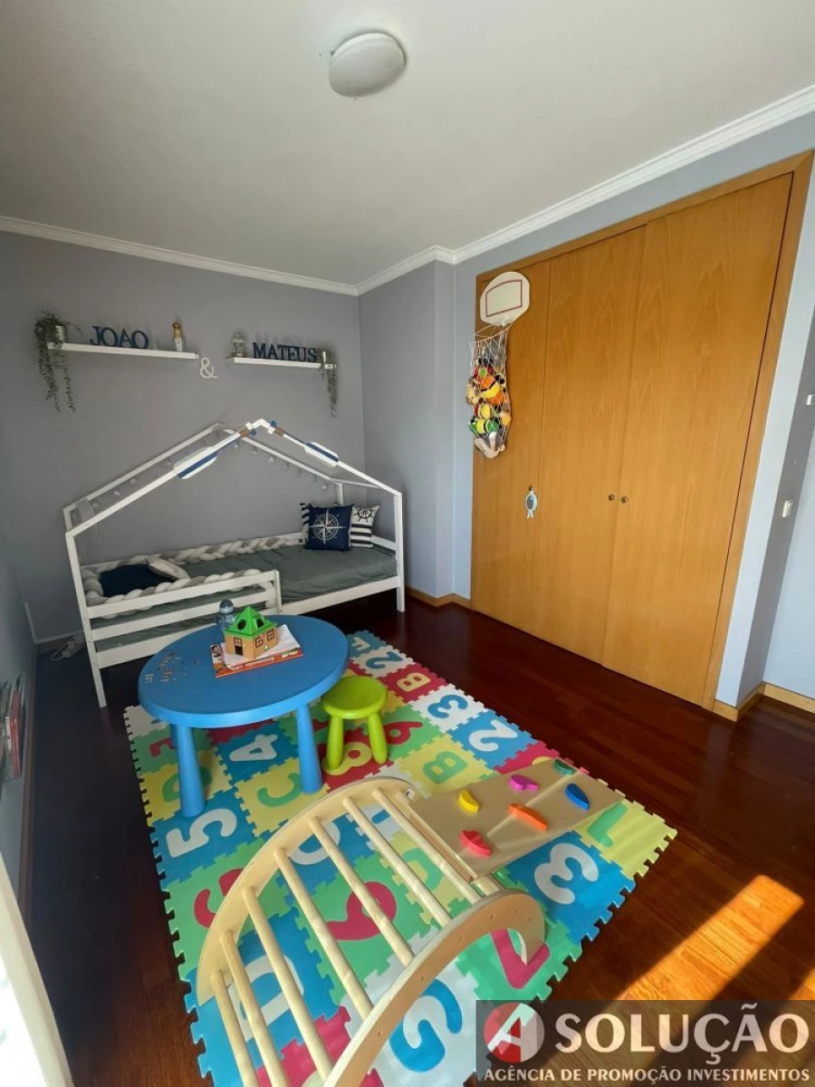 Apartamento T3 para Venda em Mafamude e Vilar do Paraíso Foto 16