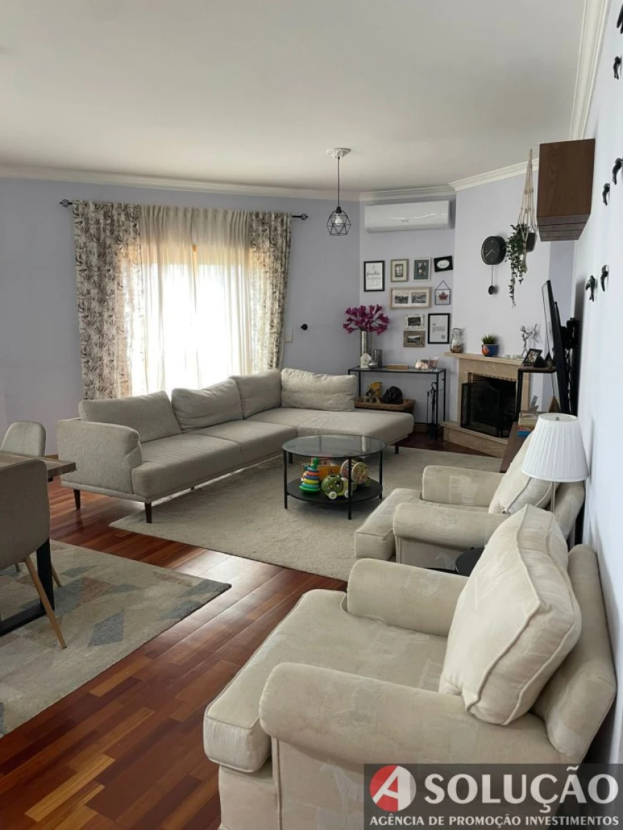 Apartamento T3 para Venda em Mafamude e Vilar do Paraíso Foto 3