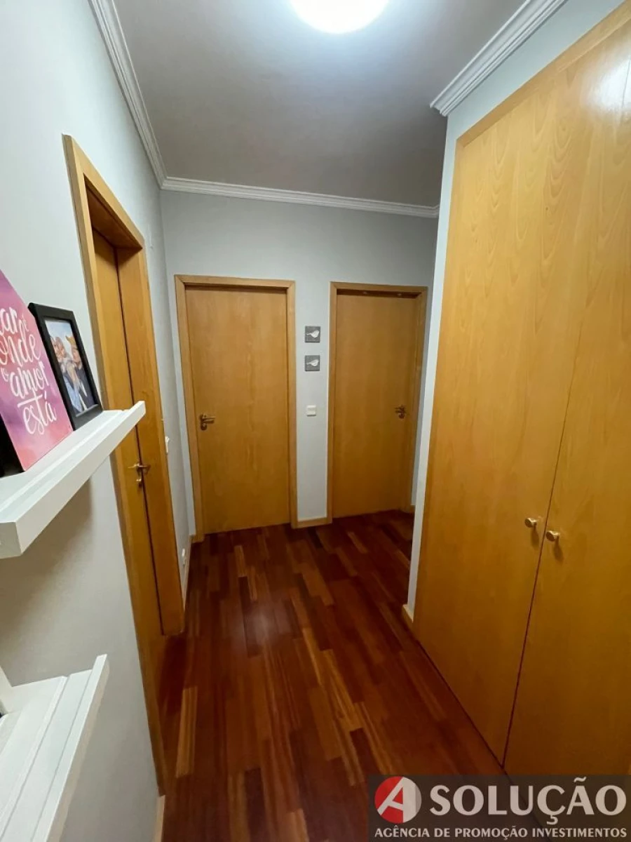 Apartamento T3 para Venda em Mafamude e Vilar do Paraíso Foto 22