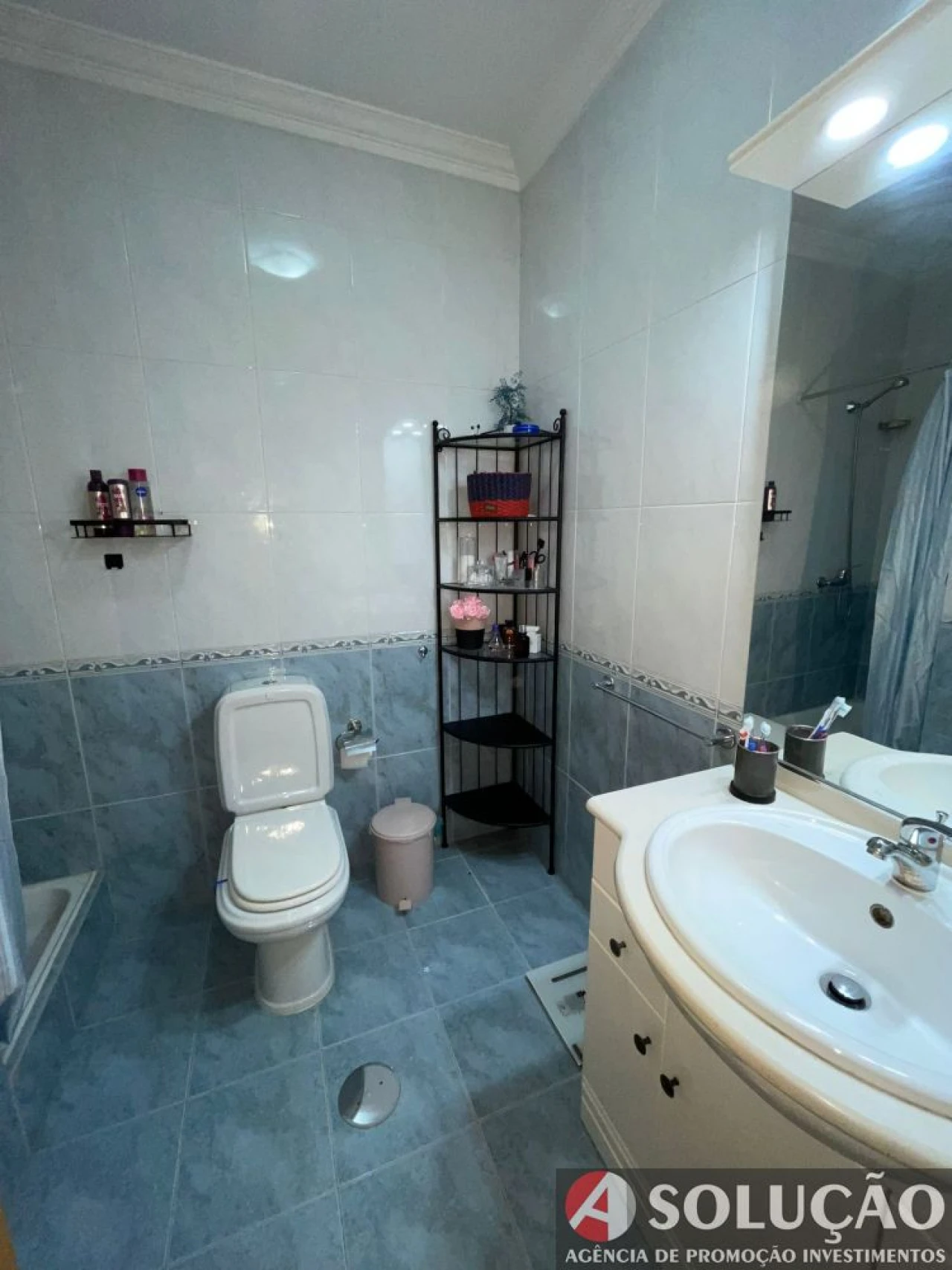 Apartamento T3 para Venda em Mafamude e Vilar do Paraíso Foto 26