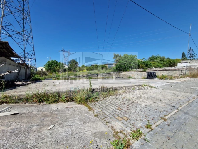Loja para Venda em Santo Antão e São Julião do Tojal Foto 24