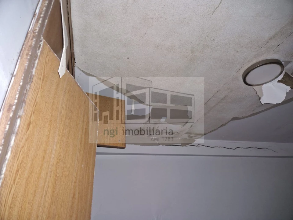 Loja para Venda em Santo Antão e São Julião do Tojal Foto 40