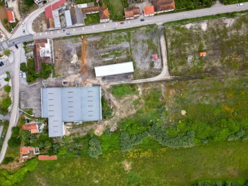 Loja para Venda em Achete, Azoia de Baixo e Póvoa de Santarém