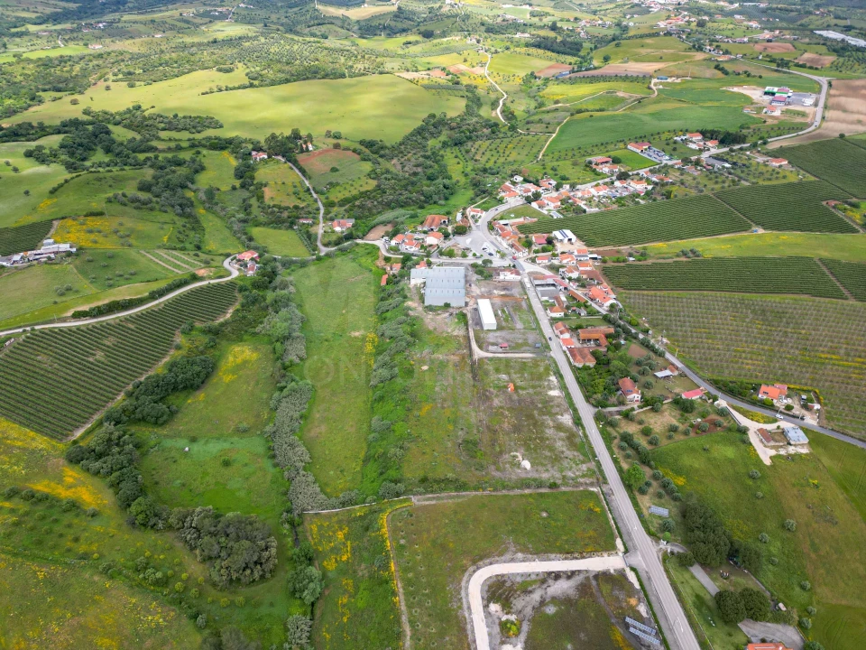 Loja para Venda em Achete, Azoia de Baixo e Póvoa de Santarém Foto 3
