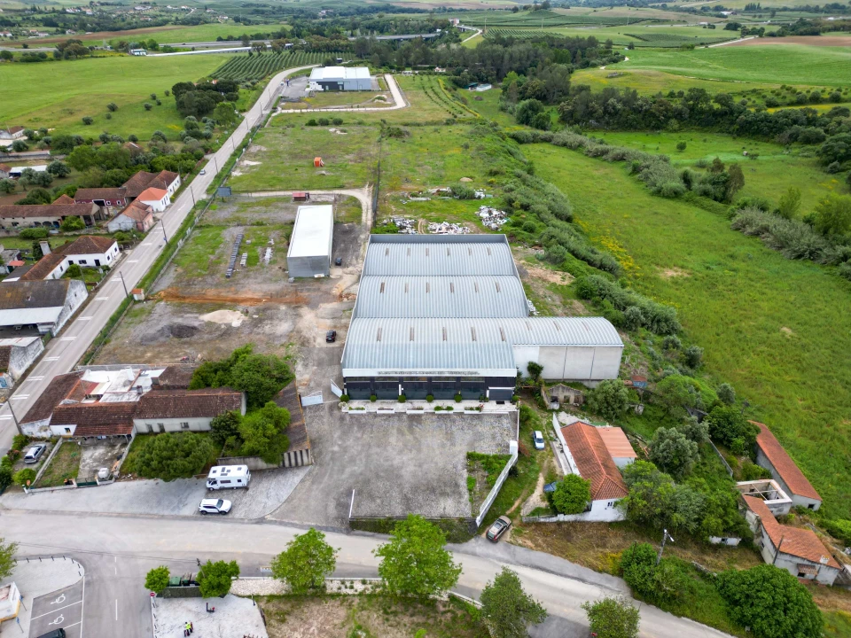 Loja para Venda em Achete, Azoia de Baixo e Póvoa de Santarém Foto 2