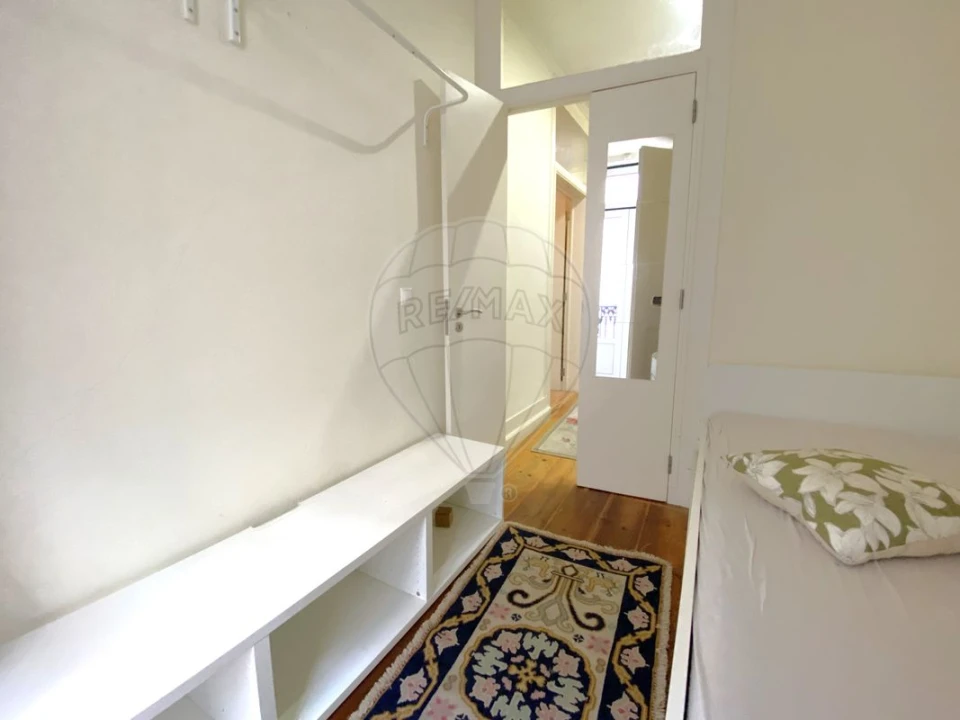 Apartamento T4 para Venda em Misericórdia Foto 8