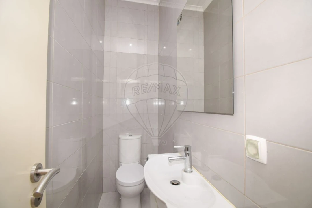 Apartamento T4 para Venda em Misericórdia Foto 25