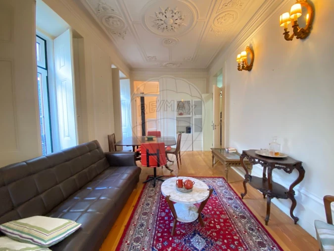 Apartamento T4 para Venda em Misericórdia Foto 2