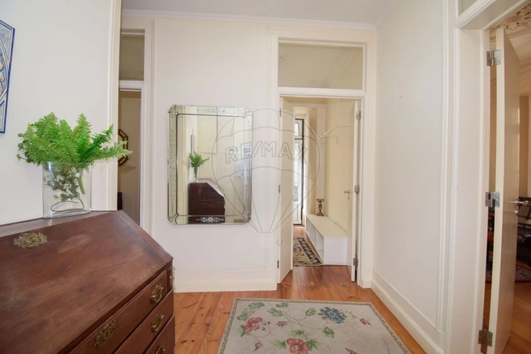 Apartamento T4 para Venda em Misericórdia Foto 38