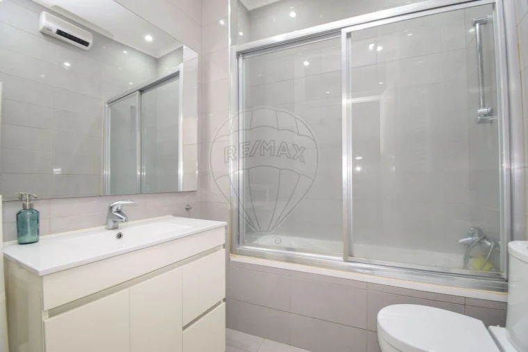 Apartamento T4 para Venda em Misericórdia Foto 27