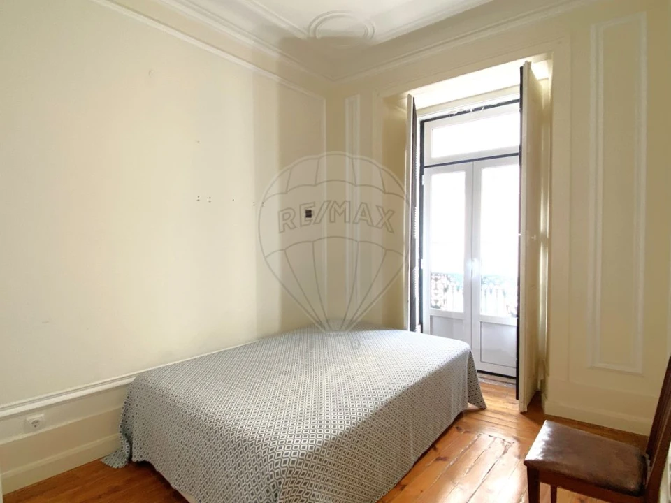 Apartamento T4 para Venda em Misericórdia Foto 4