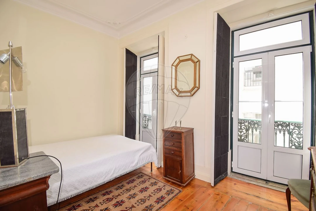 Apartamento T4 para Venda em Misericórdia Foto 24