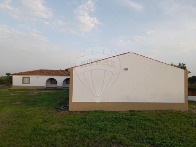 Quinta T0 para Venda em Albernoa e Trindade Foto 23