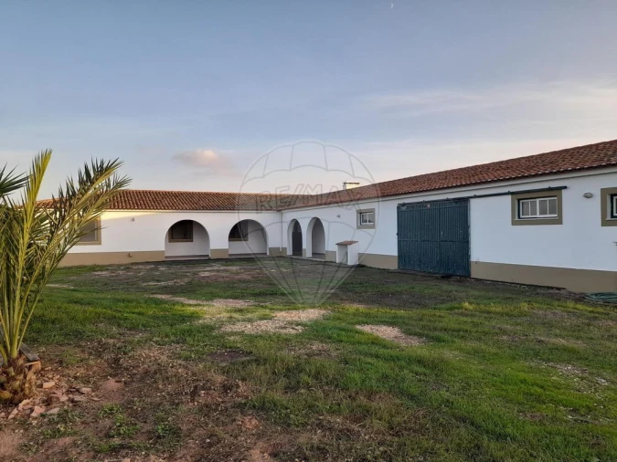 Quinta T0 para Venda em Albernoa e Trindade Foto 18