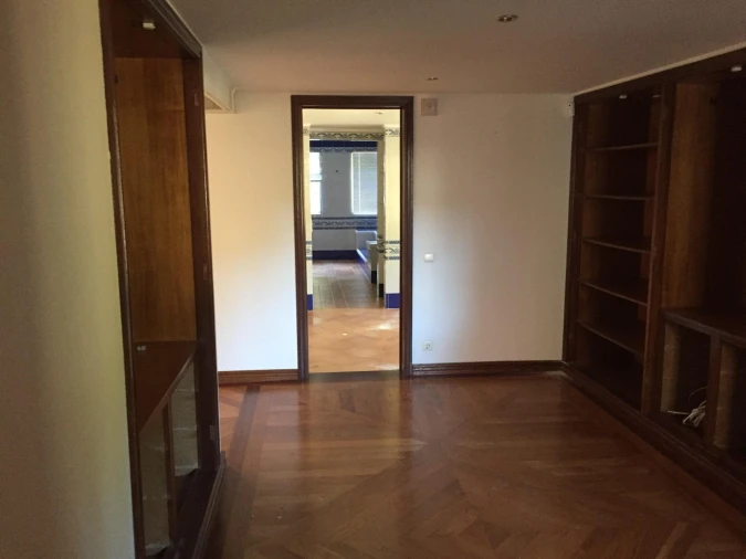 Moradia T7 para Venda em Queluz e Belas Foto 10