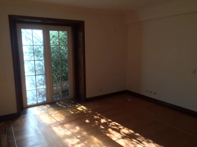 Moradia T7 para Venda em Queluz e Belas Foto 15