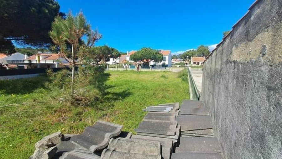 Terreno para Venda em Sesimbra (Castelo) Foto 3