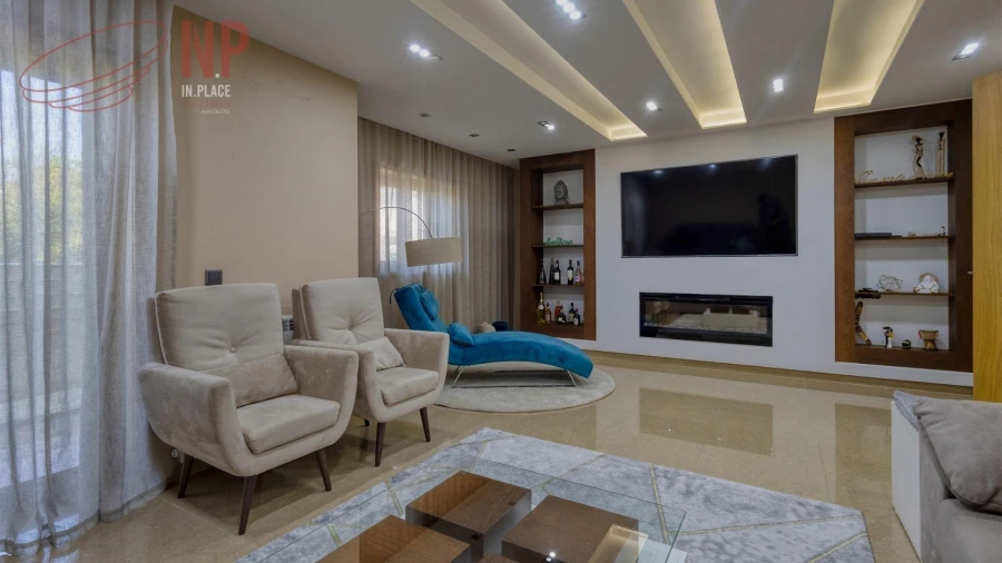 Moradia T4 para Venda em Matosinhos e Leça da Palmeira Foto 1