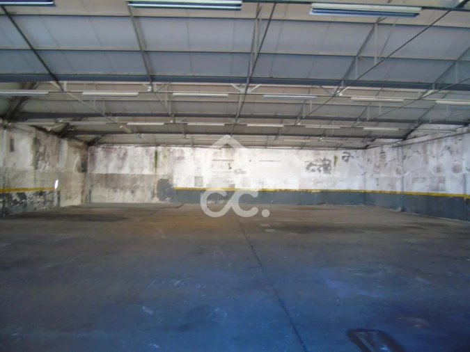 Armazém para Venda em Santo Tirso, Couto (Santa Cristina e São Miguel) e Burgães Foto 18