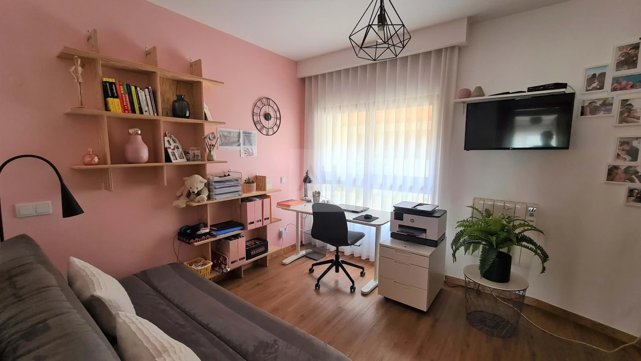 Apartamento T4 para Venda em Portimão Foto 36
