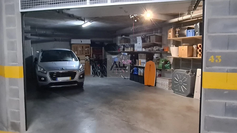 Apartamento T4 para Venda em Portimão Foto 42