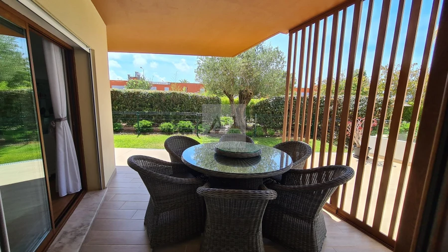 Apartamento T4 para Venda em Portimão Foto 2