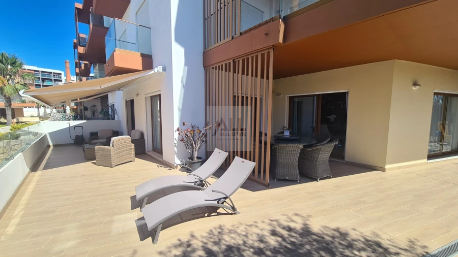 Apartamento T4 para Venda em Portimão Foto 45