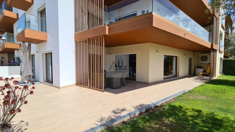 Apartamento T4 para Venda em Portimão Foto 40