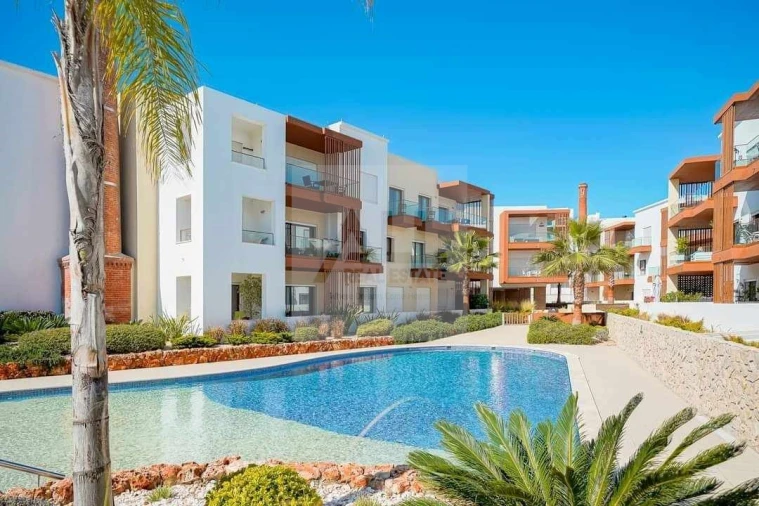 Apartamento T4 para Venda em Portimão Foto 46